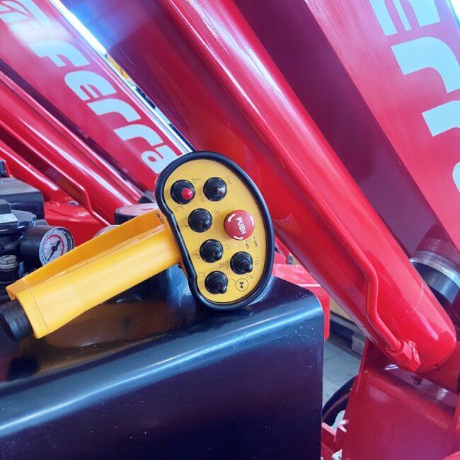Gru FERRARI F551 ZR 6