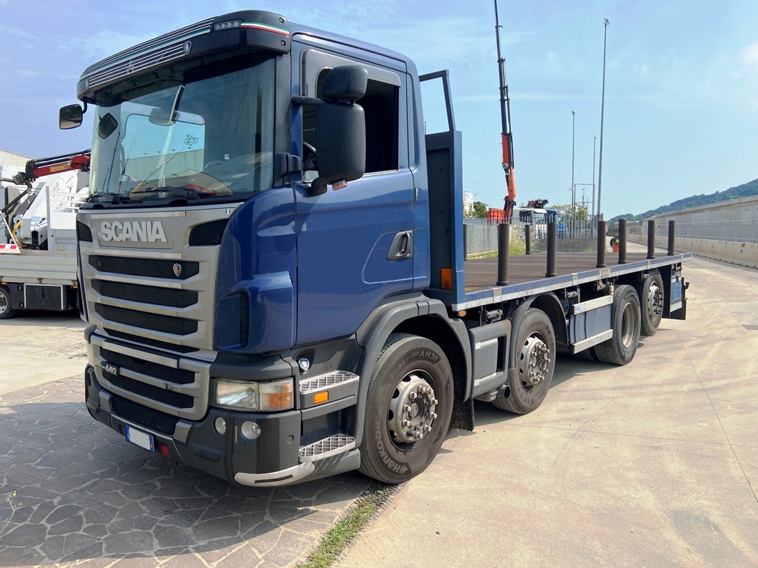 Autoc SCANIA R440 EH 093 GL Pianale 1
