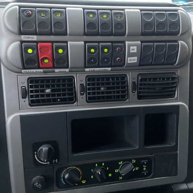 Autoc IVECO STRALIS 260 DL 417 PF Scarrabile 14