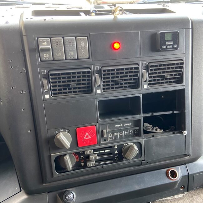 Autoc IVECO MAGIRUS 190E31 DG 451 ZY PM 8523 15