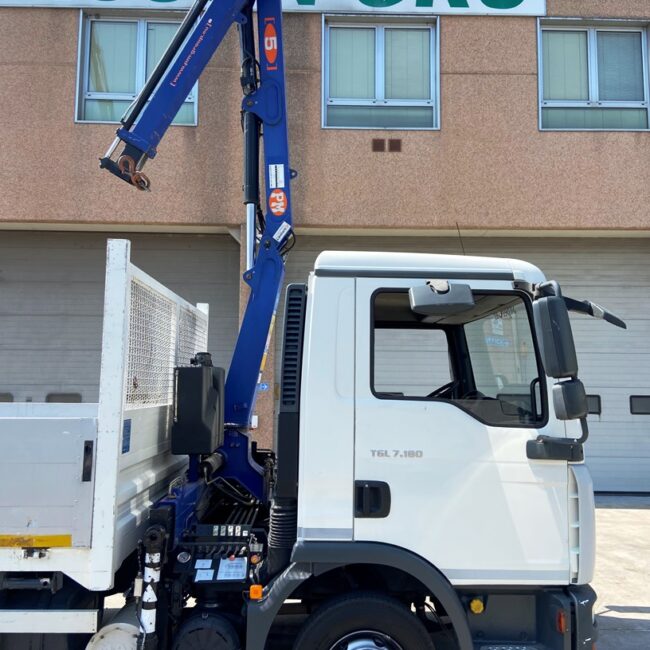 Autoc MAN TGL 7.180 DJ 165 JN PM 5021 7