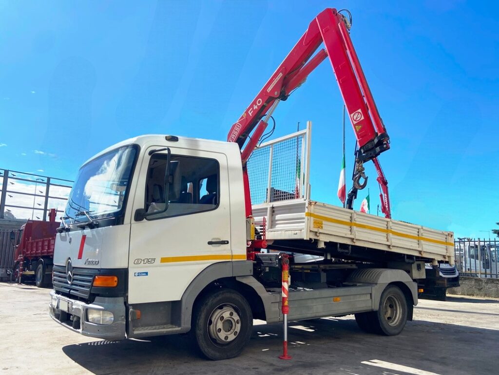 Autoc MERCEDES BENZ ATEGO 815 CE 964 DP FASSI F40 A 1