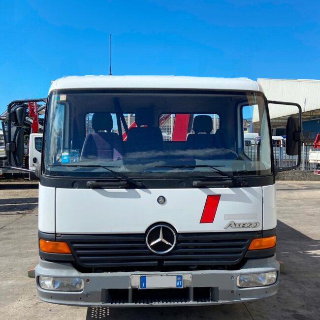 Autoc MERCEDES BENZ ATEGO 815 CE 964 DP FASSI F40 A 3