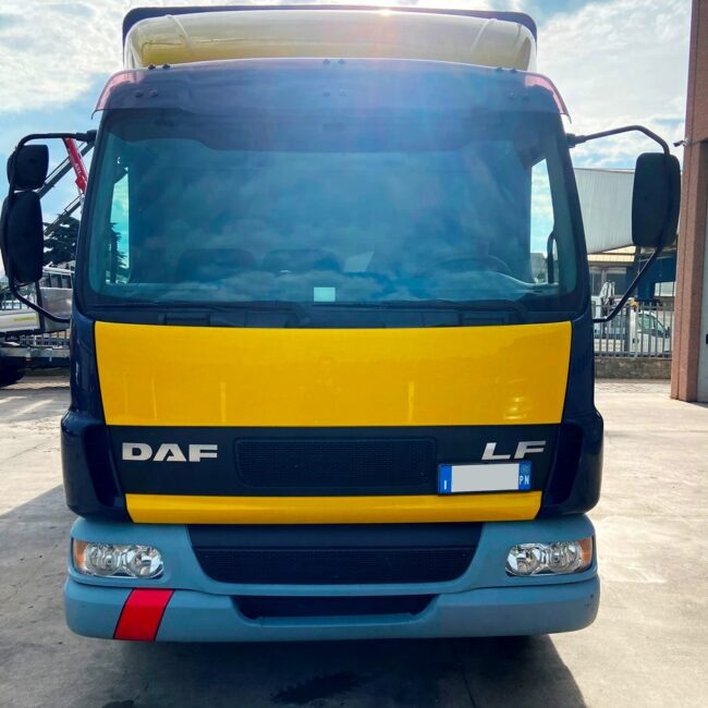 DAF LF 45.180 CV 075 XE Centina 3