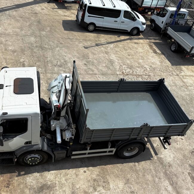 Autoc RENAULT PEREMIUM 270 DXI – 006041 – P15000L 2SI (9)