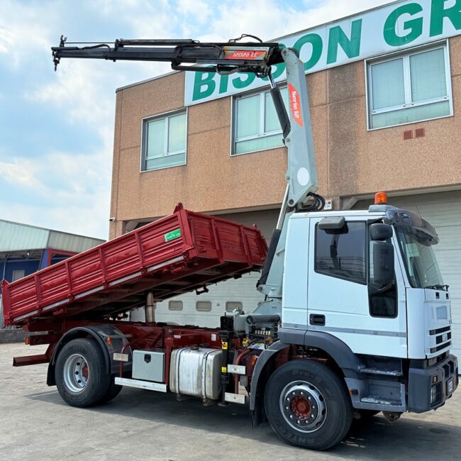 Autoc IVECO EUROTECH 190E27 – BP 441 JJ – PM 12022 LC (3)