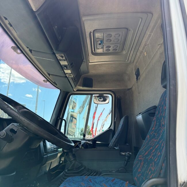 Autoc RENAULT PREMIUM – AN 066 CH – CORMACH 22000 E 4F JIB 2S (18)