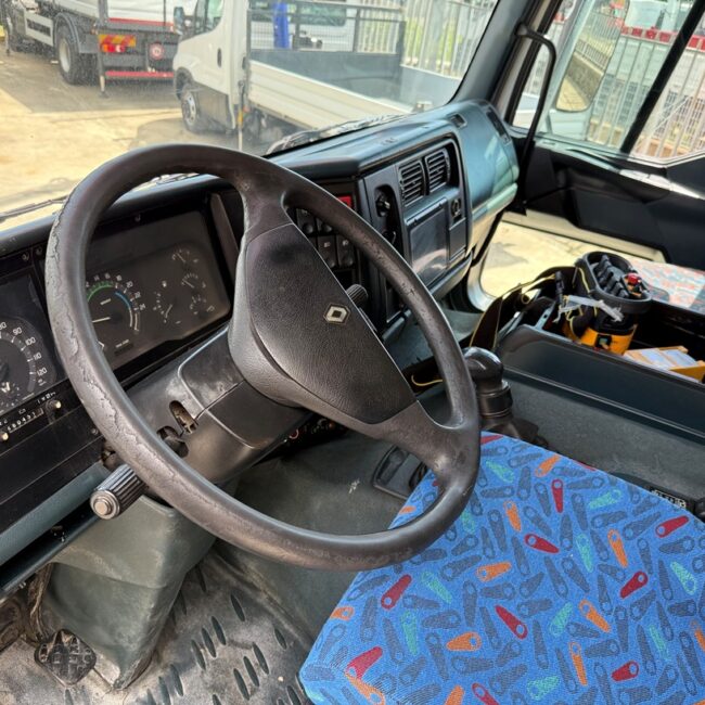 Autoc RENAULT PREMIUM – AN 066 CH – CORMACH 22000 E 4F JIB 2S (20)