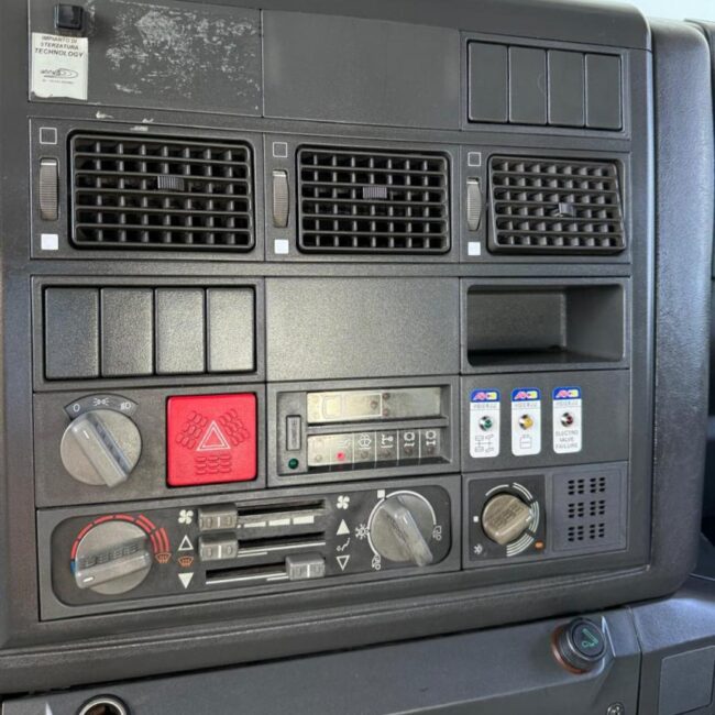 Autoc IVECO EUROTECH 440E42 – BG 035 LM – P70000TL 6SI (20)