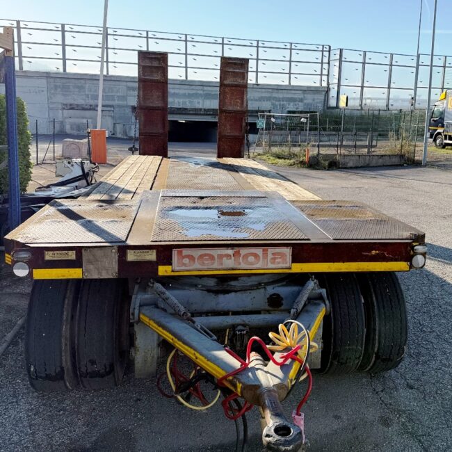 Rimorchio – BERTOJA SUPERCONDOR 26 – MI 139882 (3)