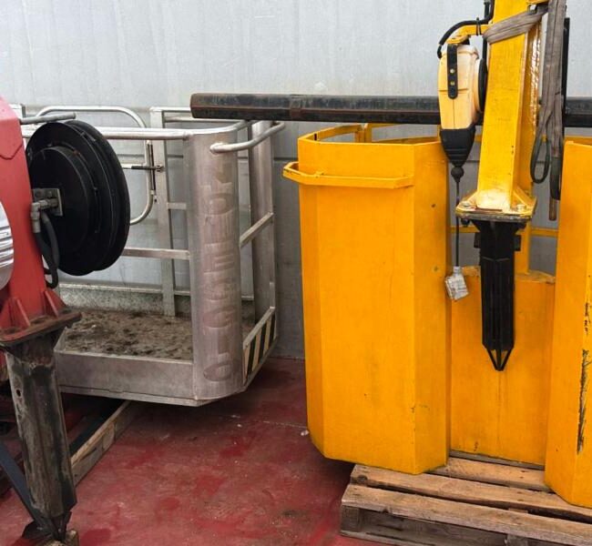 Autoc IVECO STRALIS 430 – EM 423 HJ – EFFER 370.11 4S J4 + PLE (18)