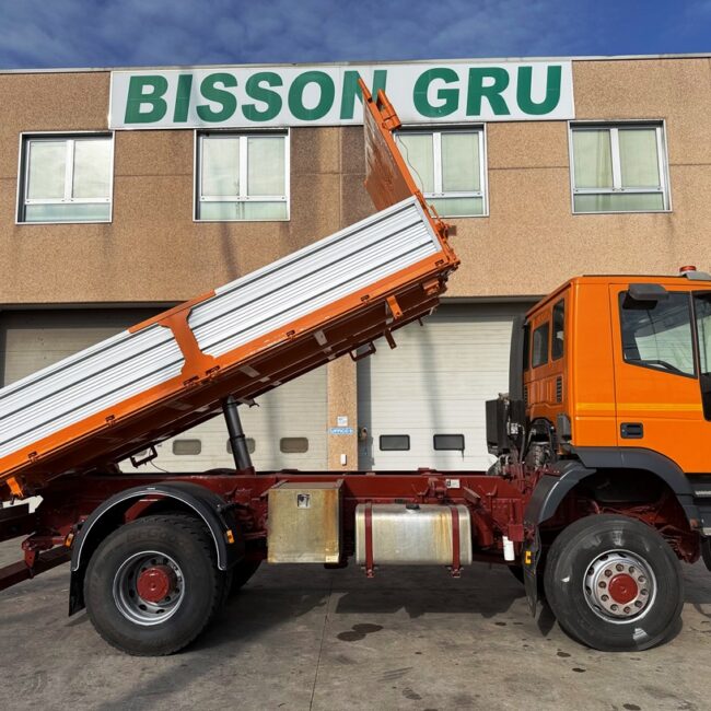 Autoc IVECO TRAKKER – BX 173 XM – Cass. Rib. TRil (5)