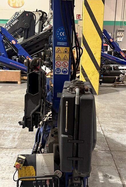 Gru – PM 8523 – GA 382411 (3)