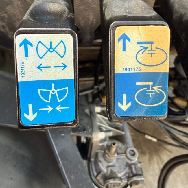 Autoc RENAULT MIDLUM 180 – CM 046 PW – EFFER 65 3S (18)