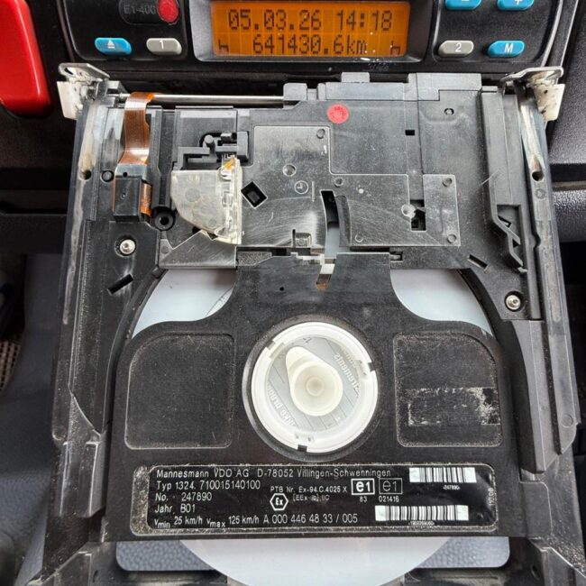 Autoc MERCEDES BENZ ATEGO 1828 – DN 587 SN – PK 12000 B (24)