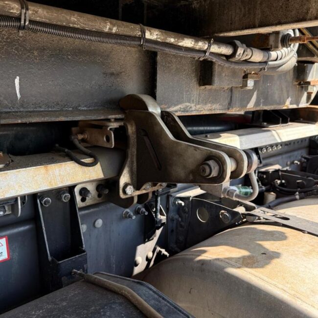 VOLVO FM 460 – ET 374 GY – Scarr – KESLA F2005 ZT (26)
