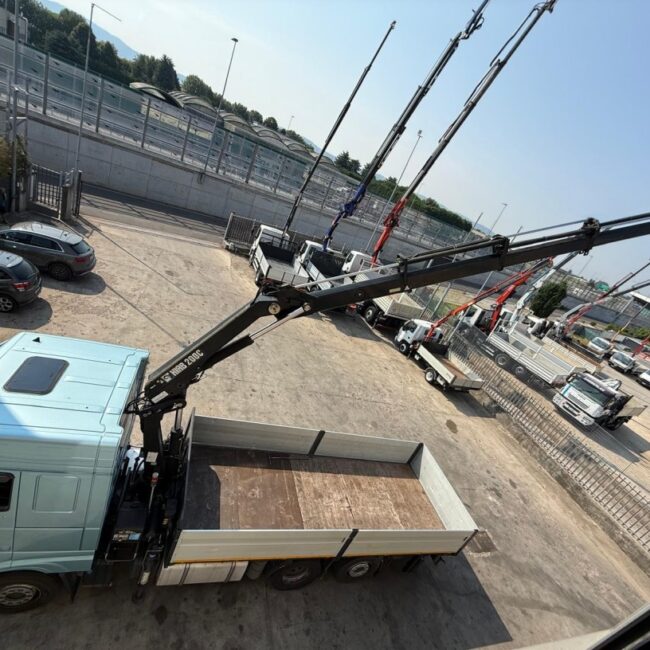 Autoc DAF XF 530 FAN – FM 003 ZV – Cass. Fisso – HIAB 200 C-4 (24)