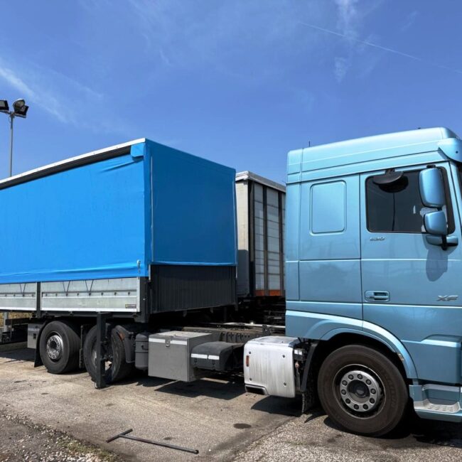 Autoc DAF XF 530 FAN – FM 003 ZV – Cass. Fisso – HIAB 200 C-4 (28)