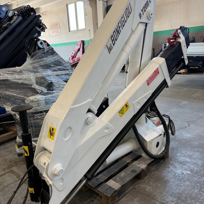 Gru – BONFIGLIOLI P7200L 2SI – 2418 (2)