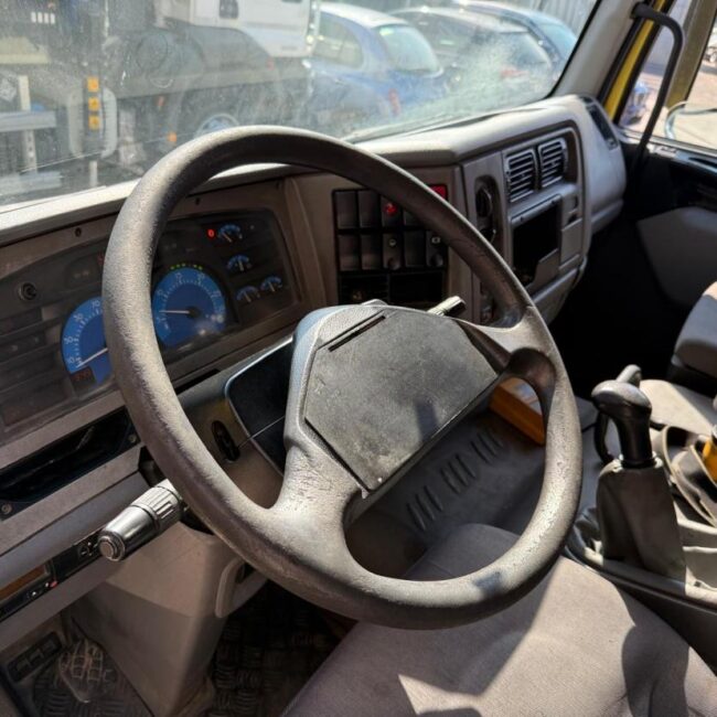 RENAULT D220 – DB 628 WS – P15000L 3SI (21)
