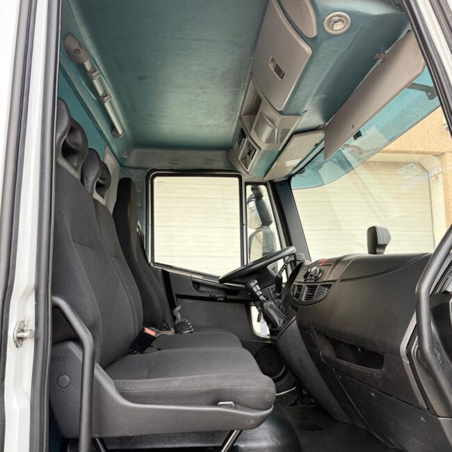 Autoc IVECO EUROCARGO 180E25 – 697170 – Centina (19)