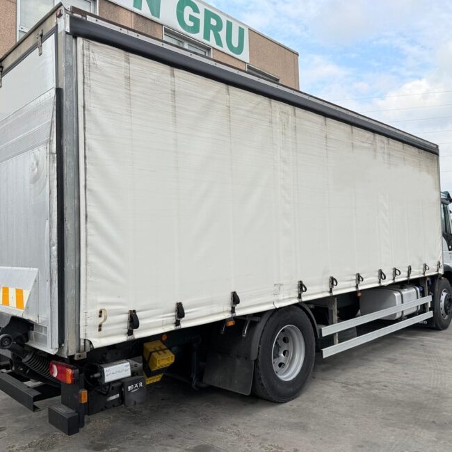 Autoc IVECO EUROCARGO 180E25 – 697170 – Centina (3)
