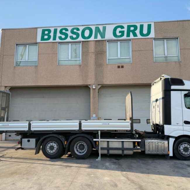 Autoc MERCEDES BENZ ACTROS 2542 – GD 199 GX – Scarrabile (3)